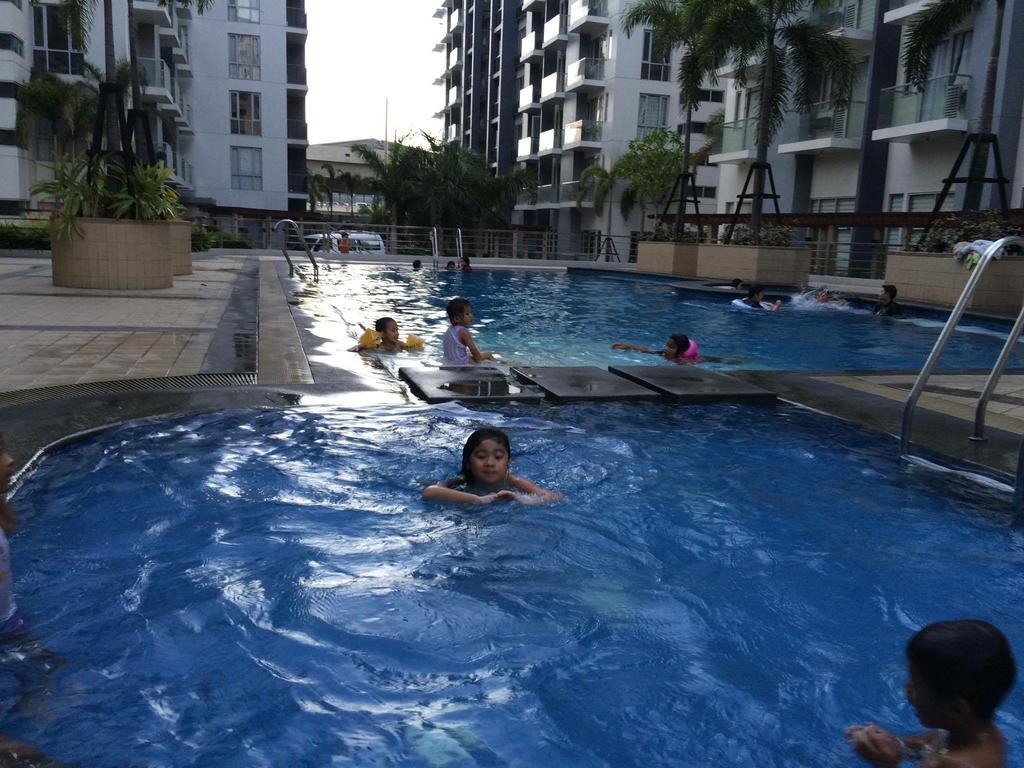 One Palm Tree Villa Cc9N Manila Ngoại thất bức ảnh